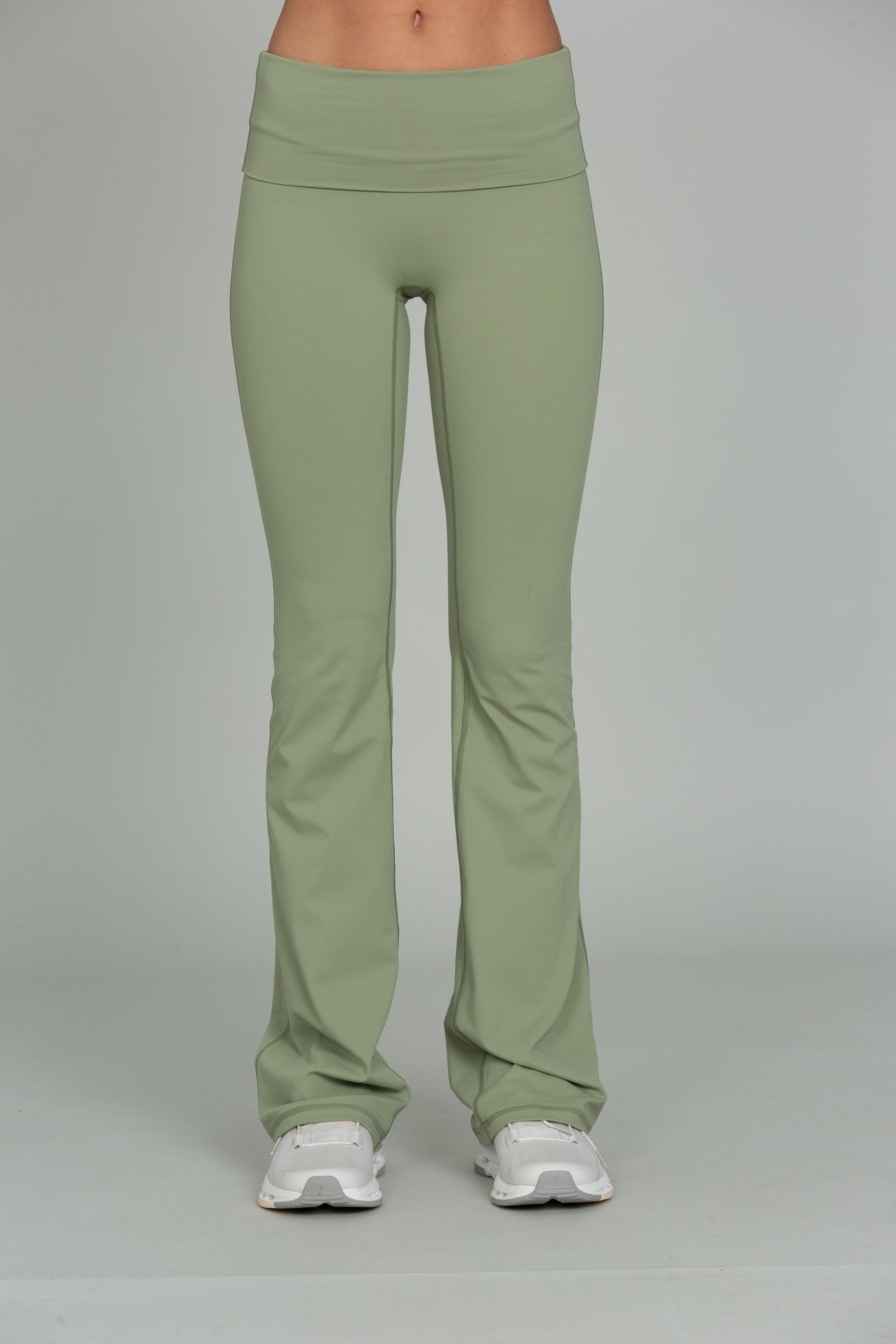 Matcha Essential Foldover Flare Pant