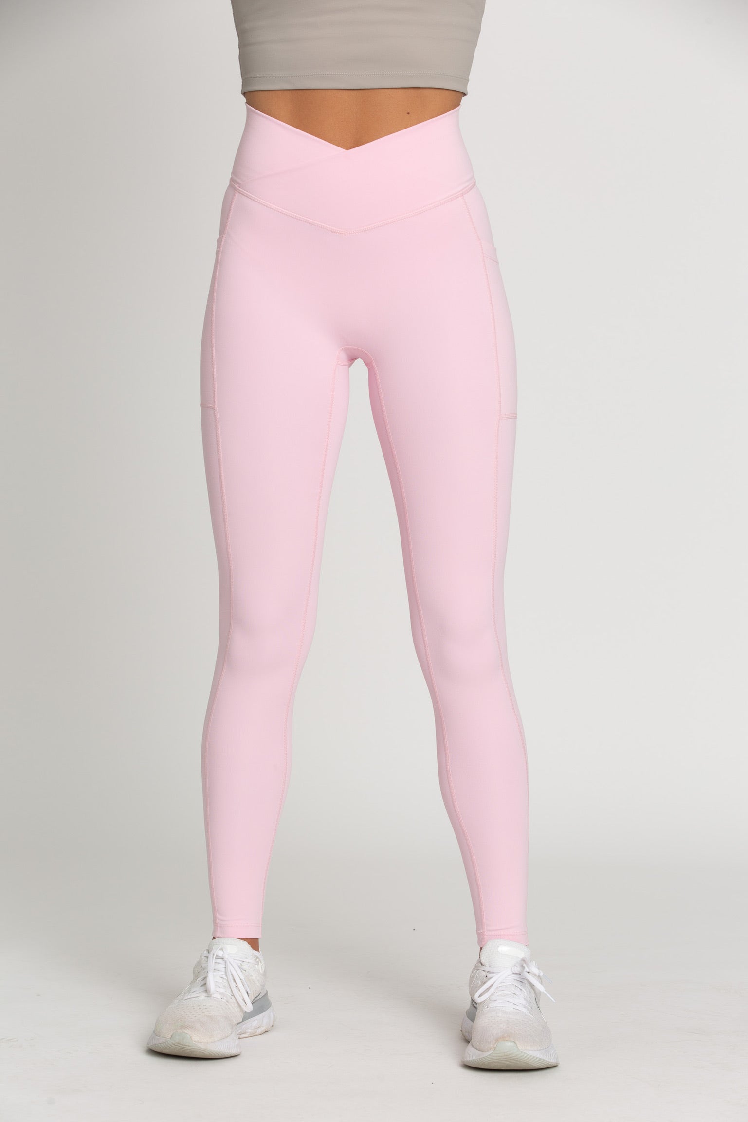 Pastel Pink Seamless Crossover Leggings – Gold Hinge