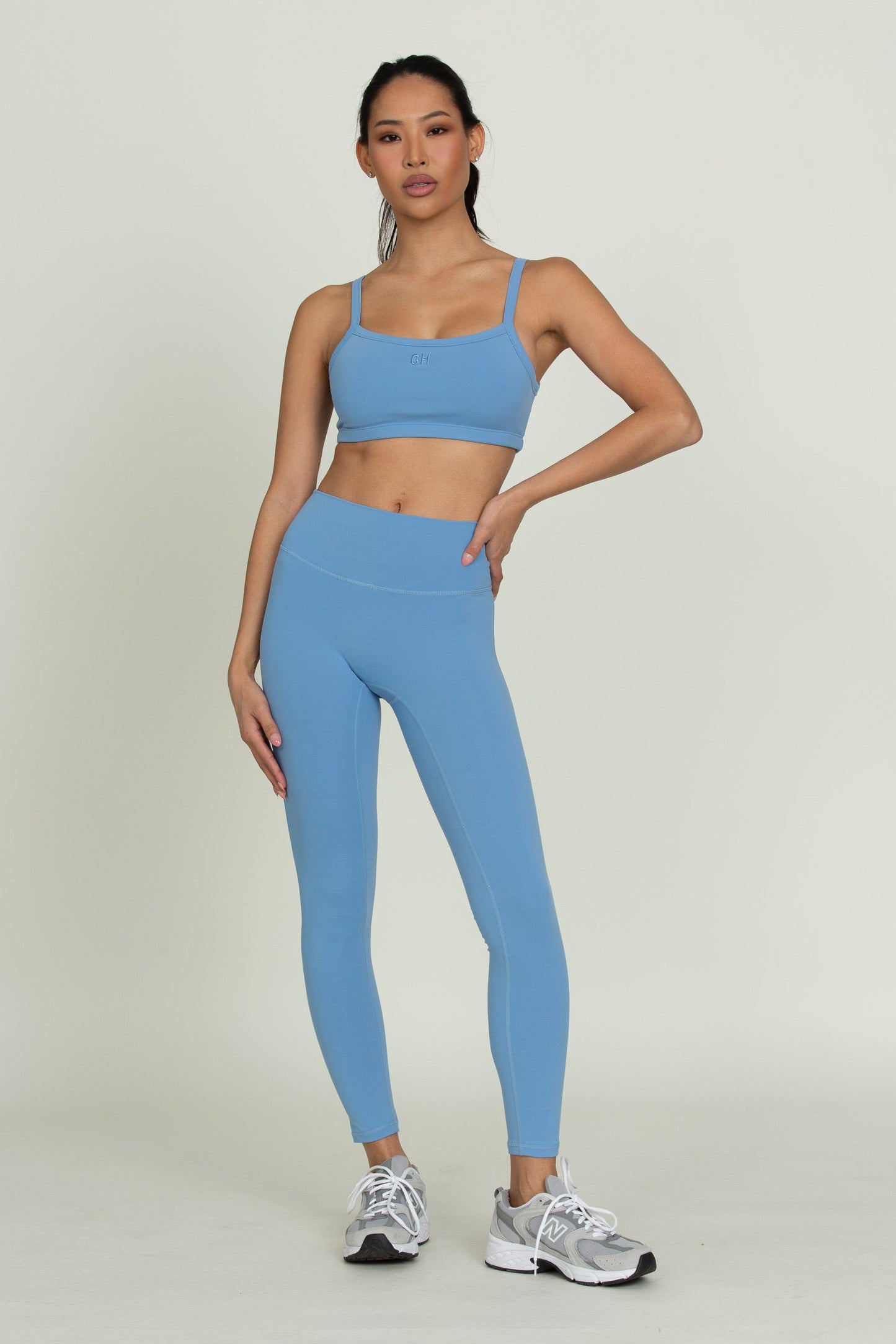 Capri MotionCloud Square Neck Sports Bra