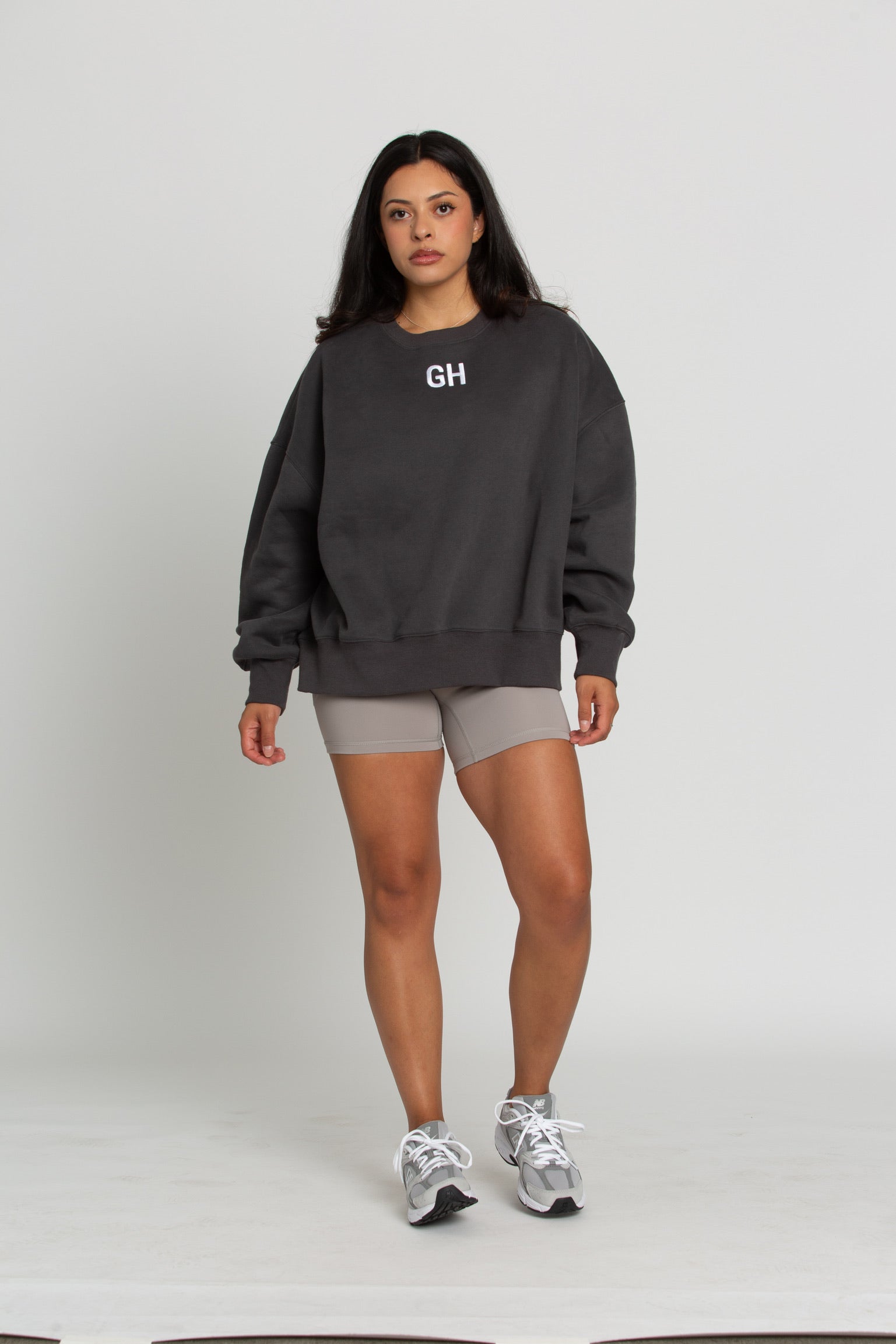Grey Mist V-Cut Shorts 5"