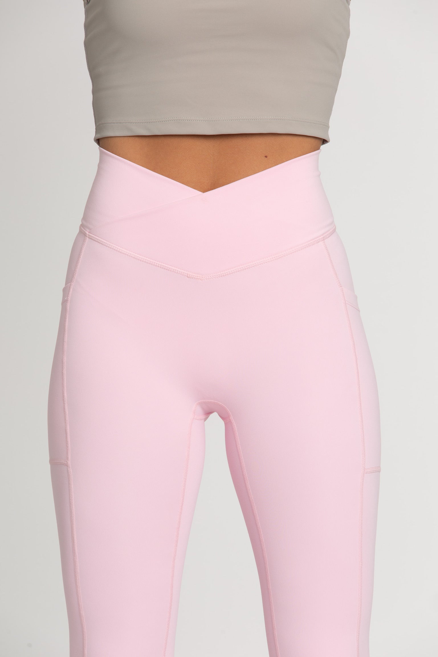 Two Tone TLC Leggings in Super Hot Red and Terez Pink – Terez.com