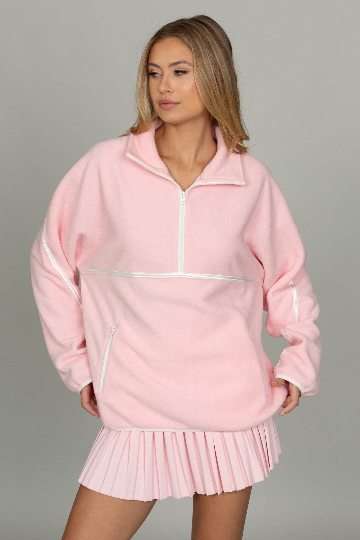 Almond Blossom Minimalistic Half-Zip Pullover – Gold Hinge