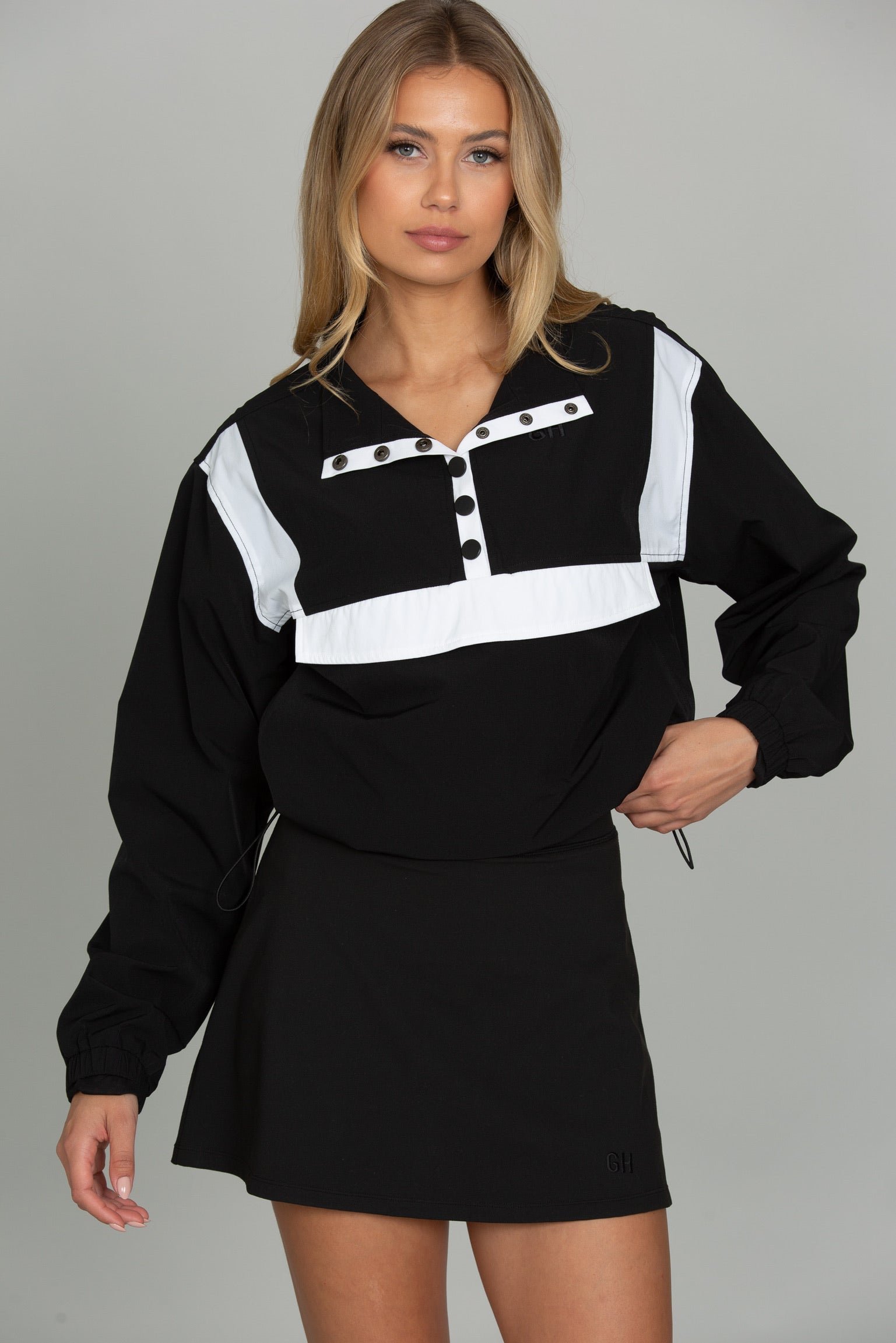 Black AirGlyde Cropped Windbreaker