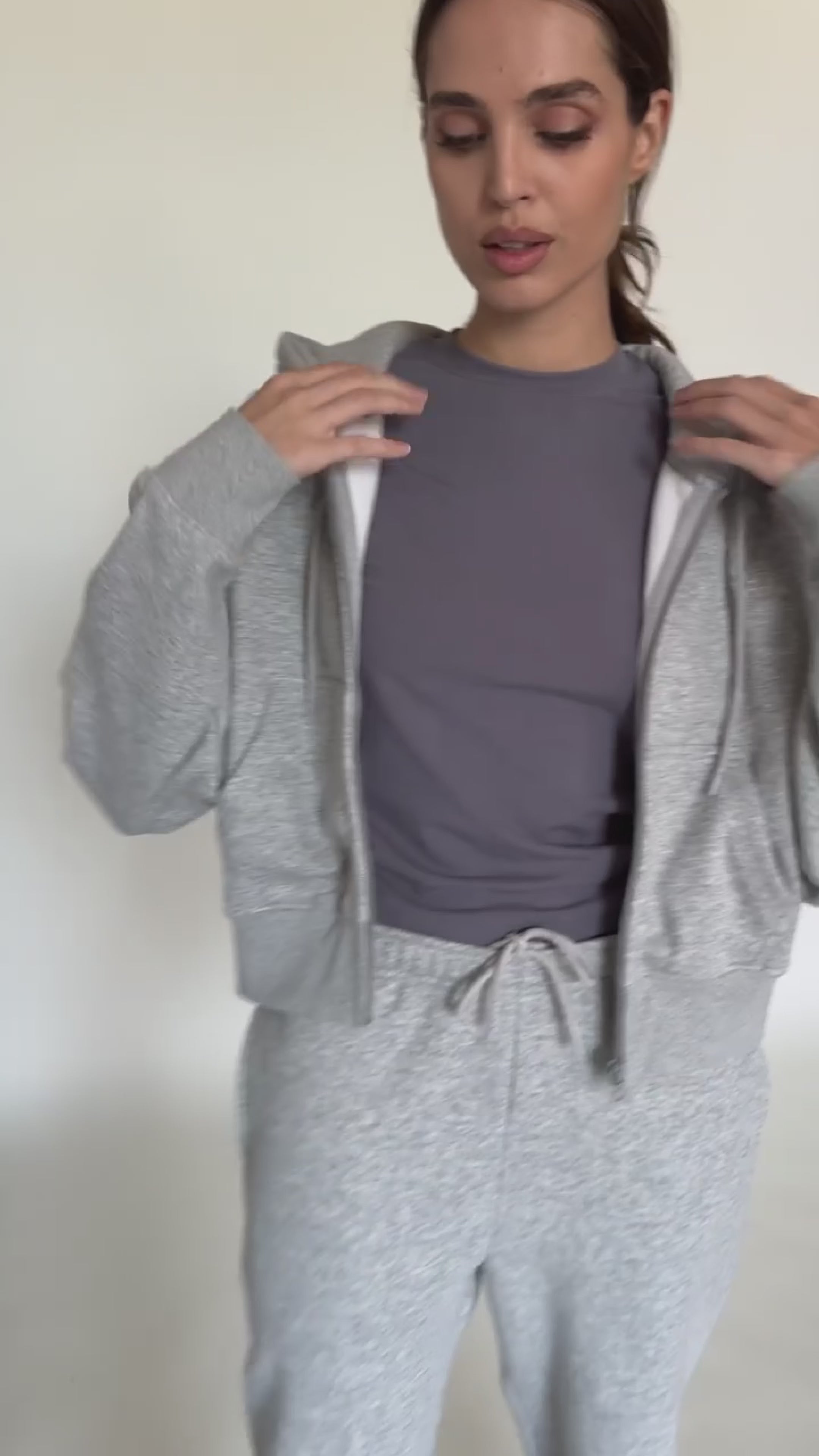 最低価格の Heather Grey Everyday Full Zip – Gold Hinge トップス